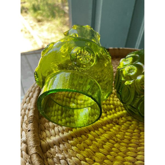 Vintage Heritage L. E. Smith Green Glass Moon and Stars Oil Lamp w/Sticker - Picture 8 of 8